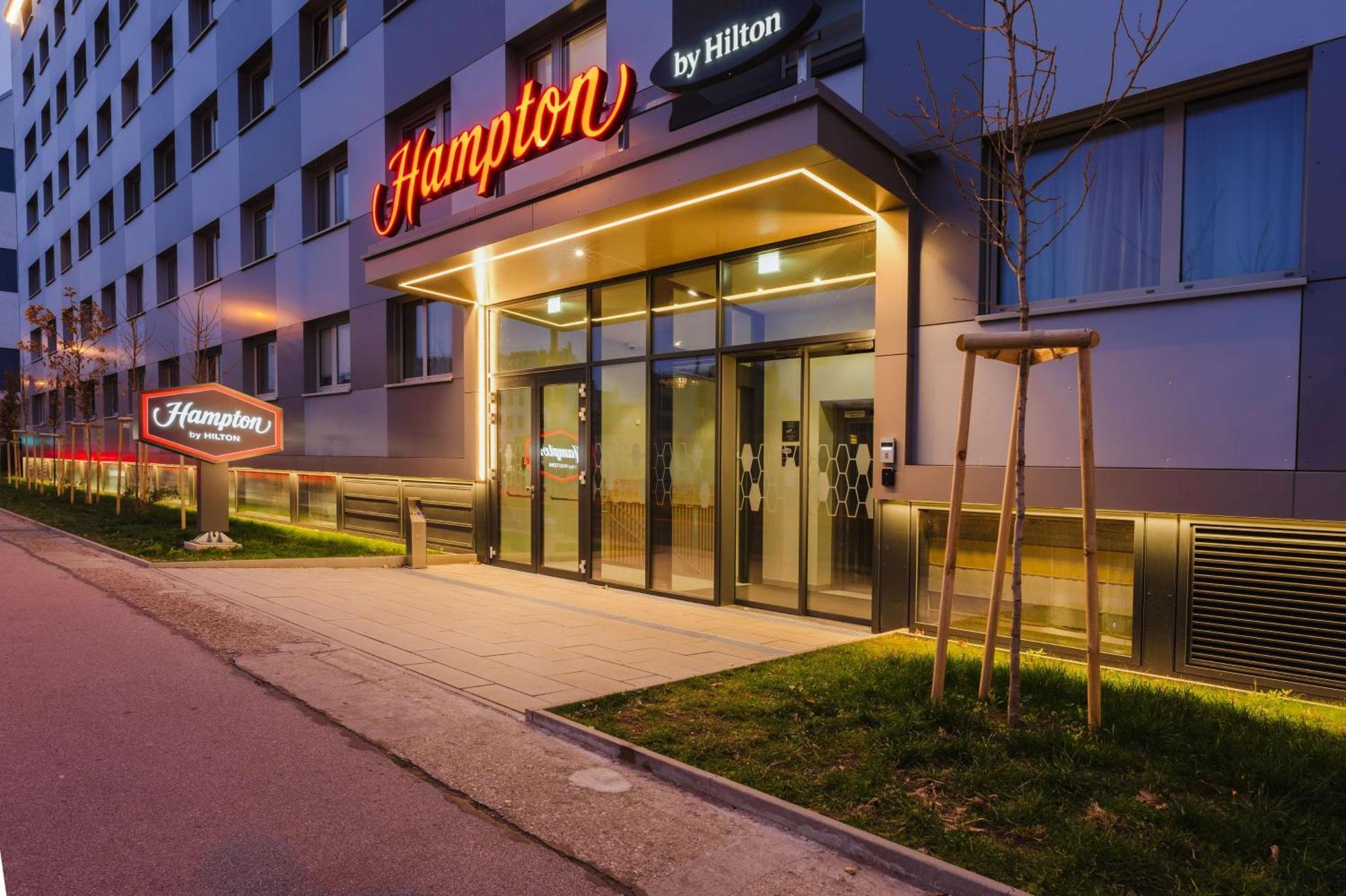 Hampton By Hilton Vienna City West Екстериор снимка